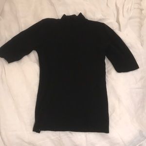 Short sleeved turtle neck